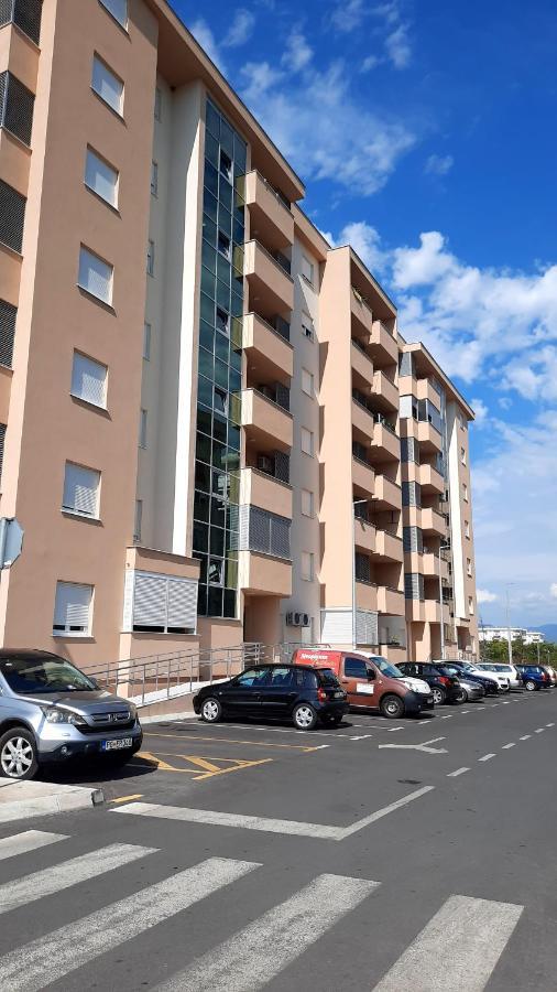 Апартаменти Apartman Seka Подгориця Екстер'єр фото